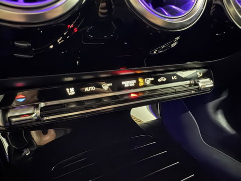 Mercedes-Benz CLA 200 AMG Pano Sfeer Camera CarPlay Cruise