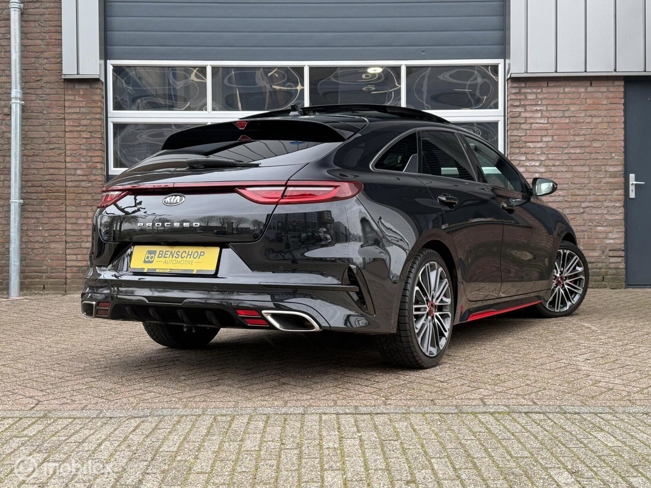 Kia ProCeed