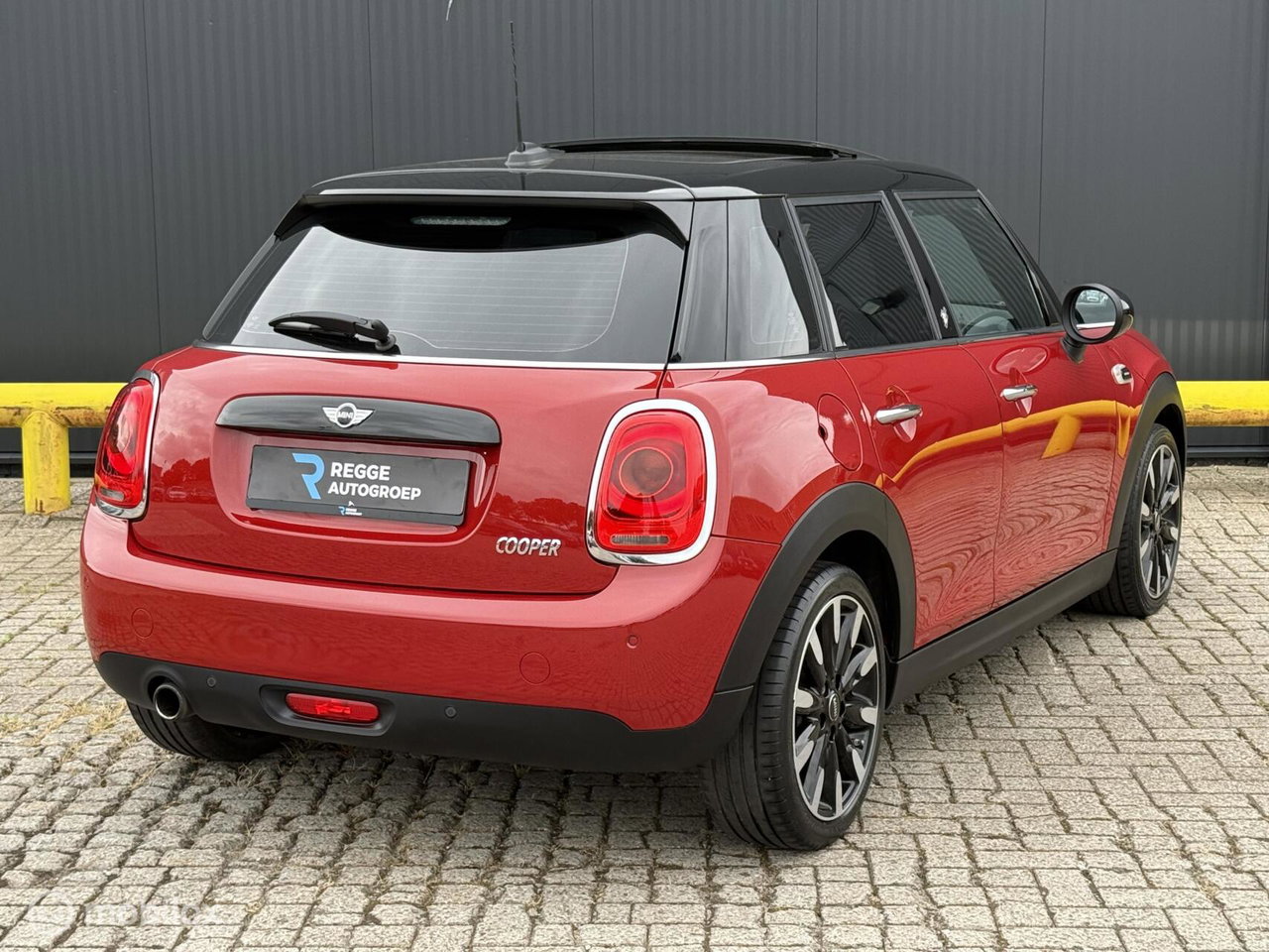 MINI 5-Deurs