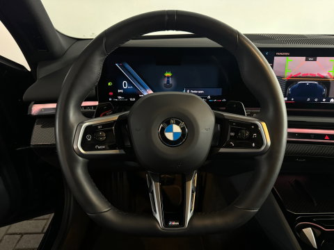 BMW 5 Serie Touring 520i M Sport Pano|HuD|H/K|Memory|Trekhaak