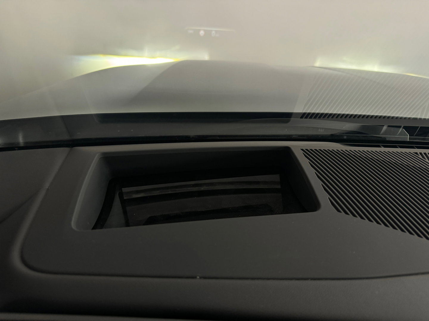 BMW 5 Serie Touring 520i M Sport Pano|HuD|H/K|Memory|Trekhaak
