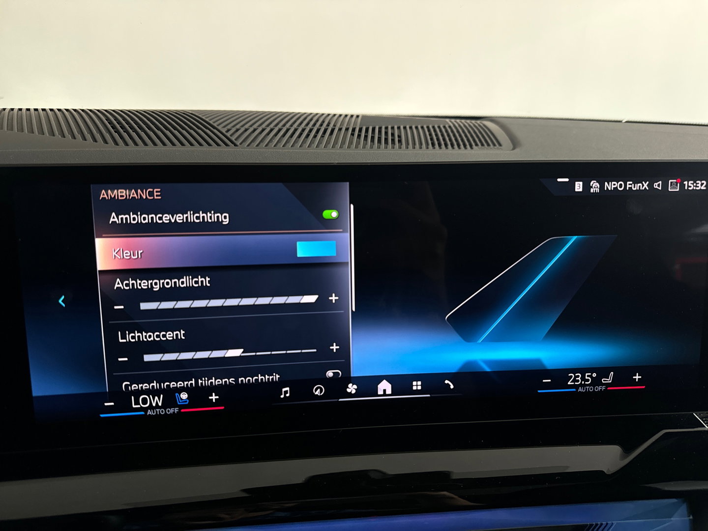 BMW 5 Serie Touring 520i M Sport Pano|HuD|H/K|Memory|Trekhaak