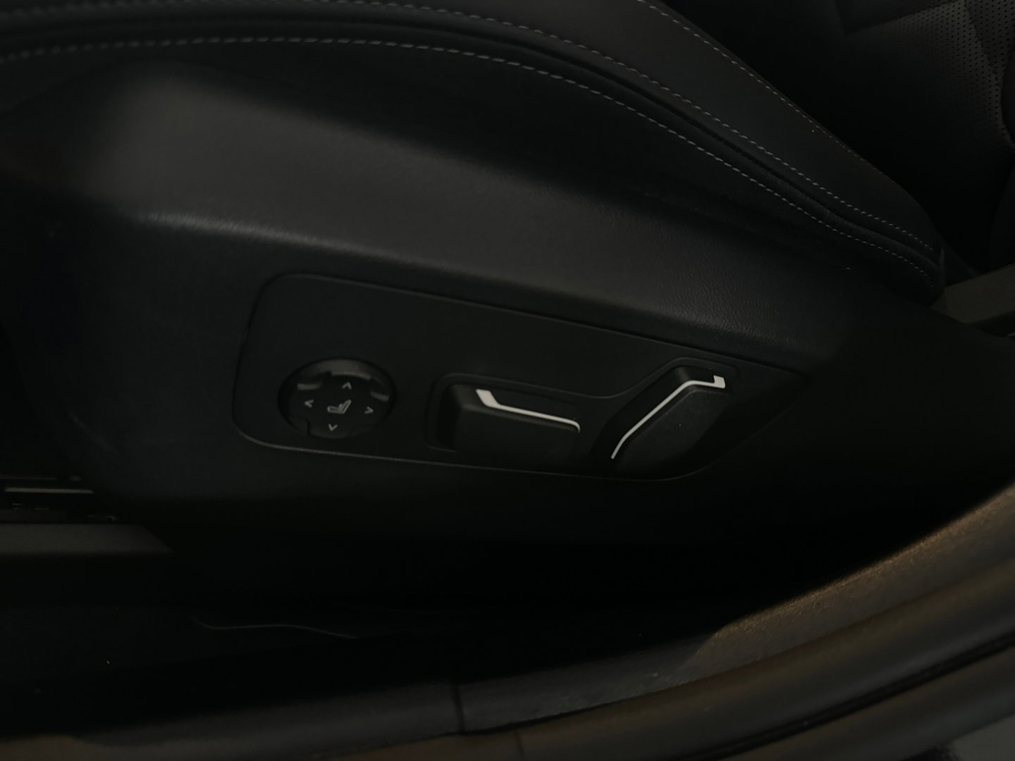 BMW 5 Serie Touring 520i M Sport Pano|HuD|H/K|Memory|Trekhaak
