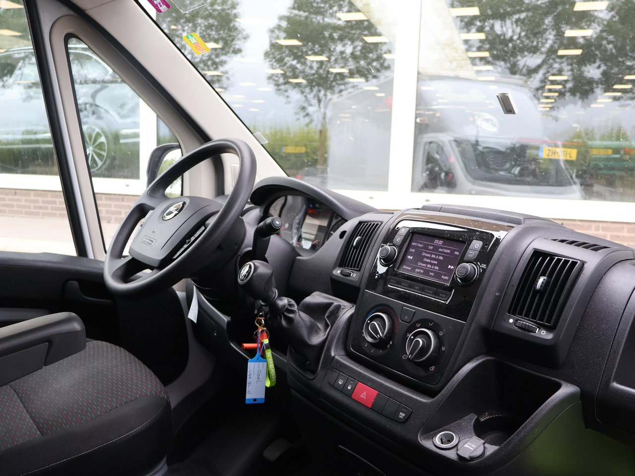 Opel Movano