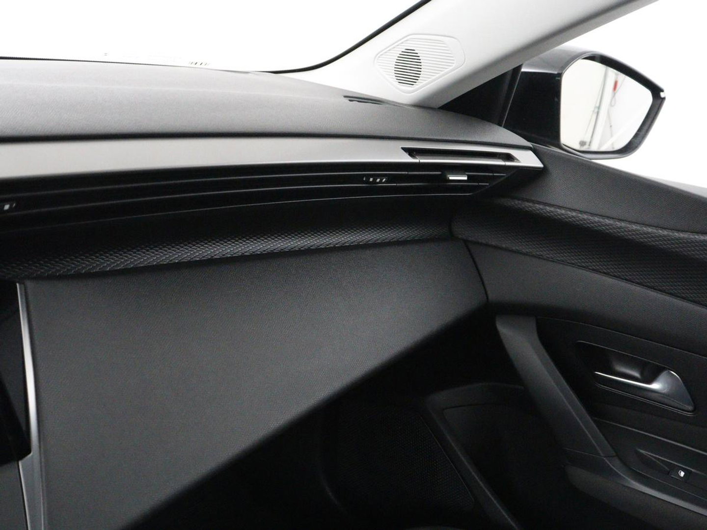 Peugeot 308 1.6 Plug-in Hybr. 180 Active Pack Bus. SOH 94,6% | Navigatie | Carplay | Parkeerhulp | Climate control | Full LED | Cruise control | Bluetooth | PHEV