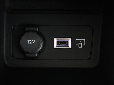 Peugeot 308 1.6 Plug-in Hybr. 180 Active Pack Bus. SOH 94,6% | Navigatie | Carplay | Parkeerhulp | Climate control | Full LED | Cruise control | Bluetooth | PHEV