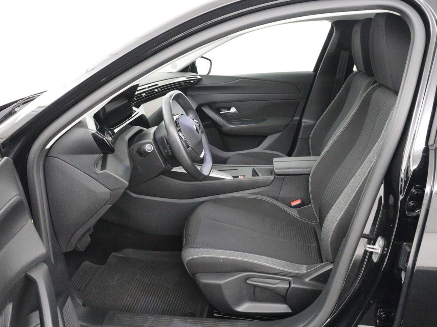 Peugeot 308 1.6 Plug-in Hybr. 180 Active Pack Bus. SOH 94,6% | Navigatie | Carplay | Parkeerhulp | Climate control | Full LED | Cruise control | Bluetooth | PHEV