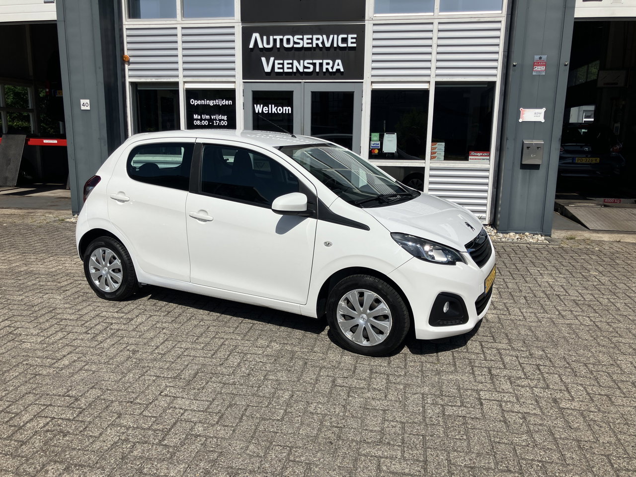 Peugeot 108