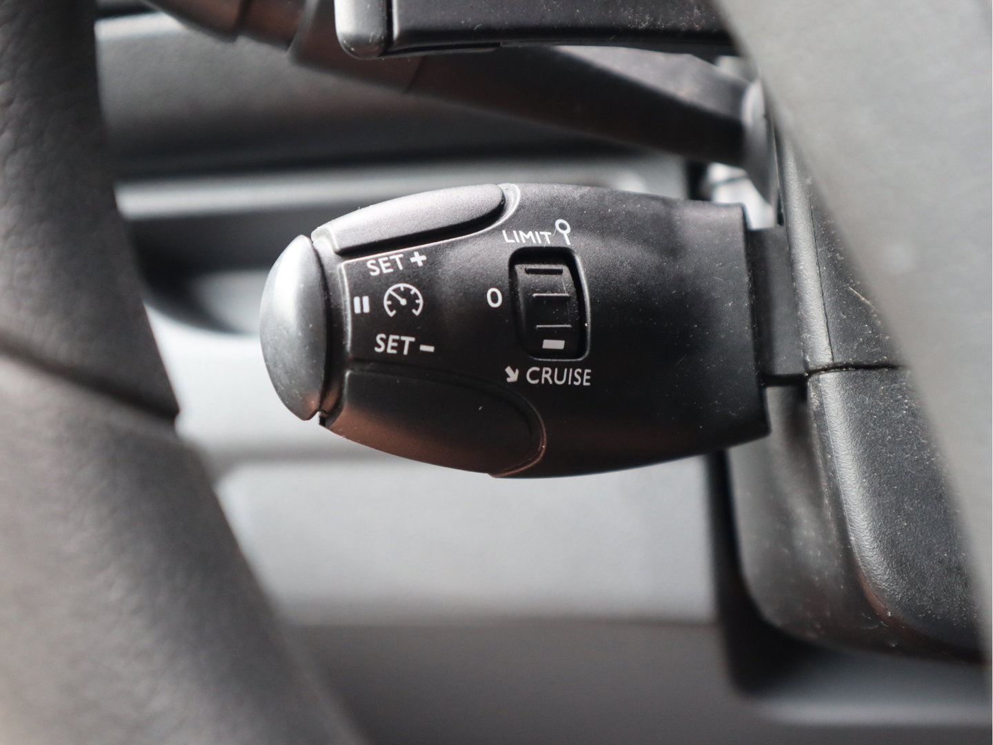 Opel Vivaro 2.0 CDTI 123pk Euro 6 Automaat - L3 - Airco - Cruise - Trekhaak