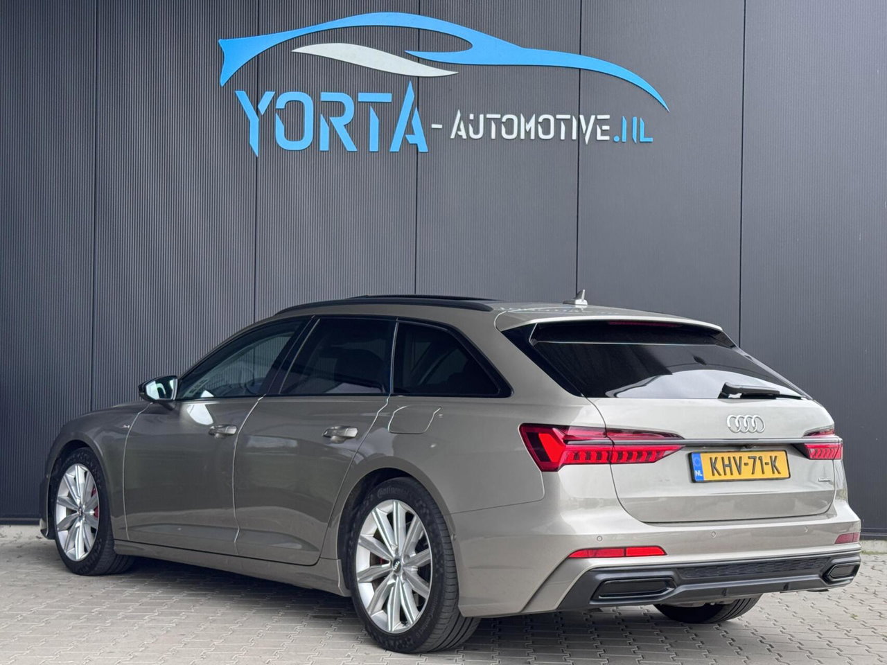 Audi A6