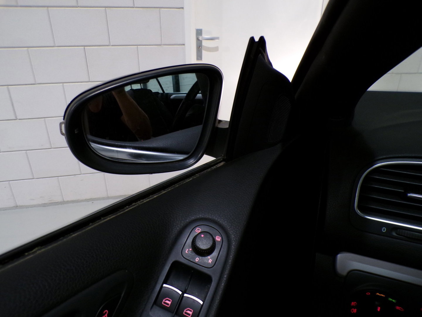 Volkswagen Golf Cabriolet 1.2 TSI Highline "Origineel NL!" Stoelverwarming Parkeersensoren Navigatie Bluetooth 17"Velgen Cruise