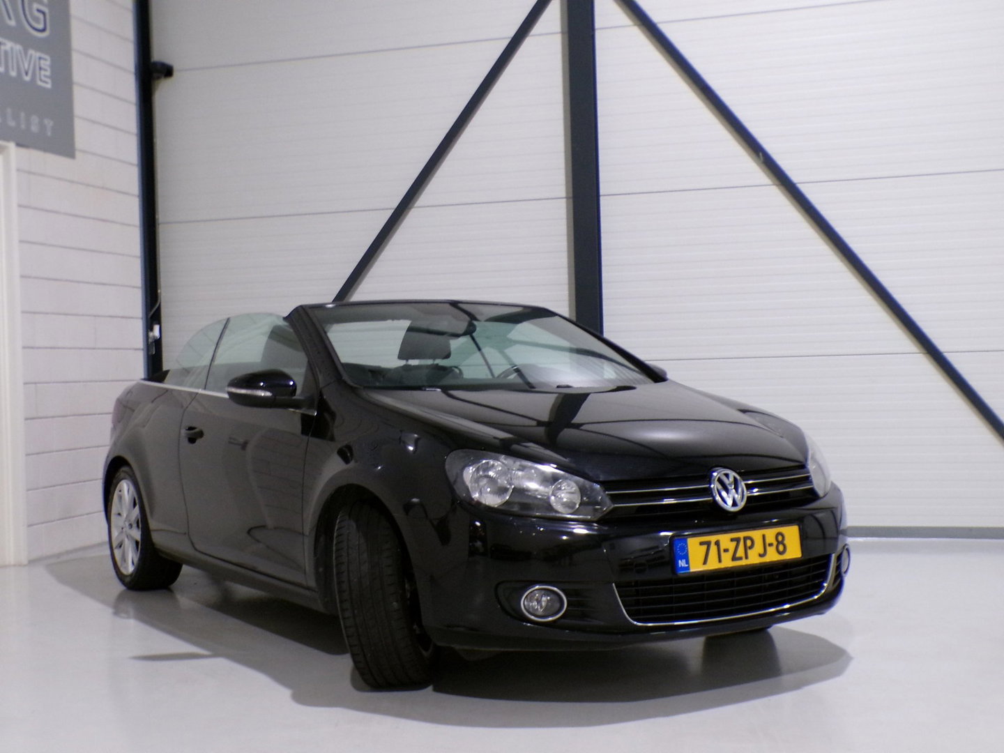 Volkswagen Golf Cabriolet 1.2 TSI Highline "Origineel NL!" Stoelverwarming Parkeersensoren Navigatie Bluetooth 17"Velgen Cruise