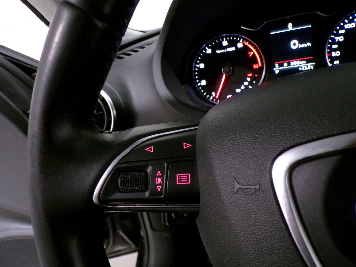 Audi A3 Sportback 1.4 TFSI Pro Line "Origineel NL!" Automaat! Parkeersensoren Navigatie Bluetooth Airco Cruise-control Half-Leder