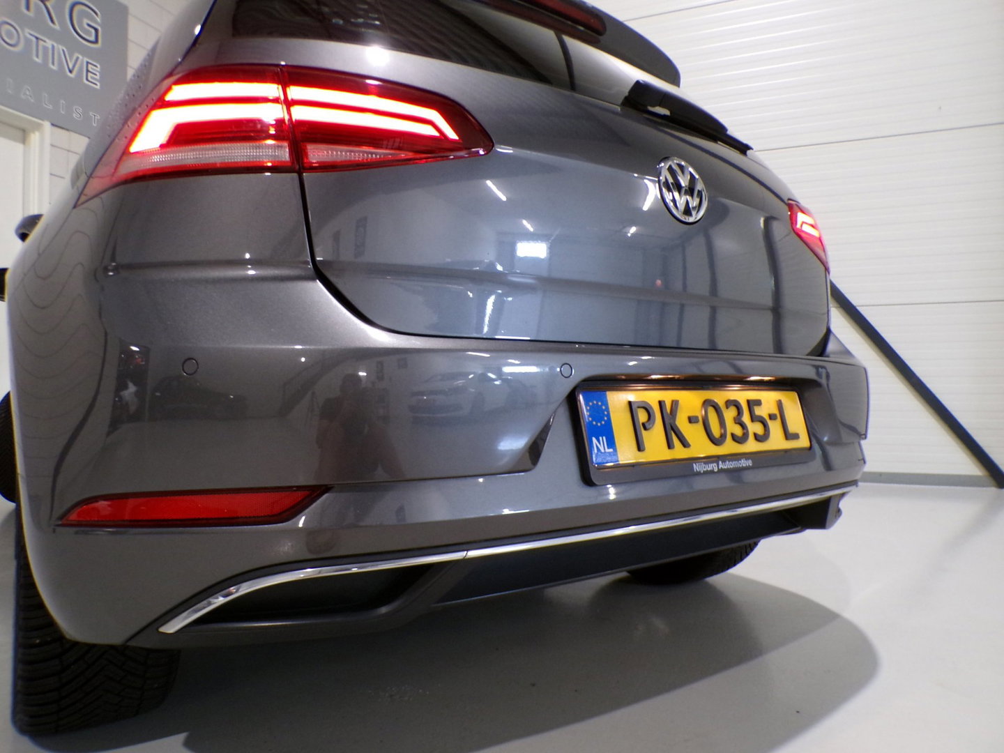 Volkswagen Golf 1.0 TSI Highline "Origineel NL!" Pano Stoelverwarming Apple-carplay Massage-stoel Android-auto Adaptive-cruise