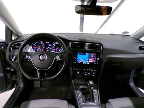 Volkswagen Golf 1.0 TSI Highline "Origineel NL!" Pano Stoelverwarming Apple-carplay Massage-stoel Android-auto Adaptive-cruise