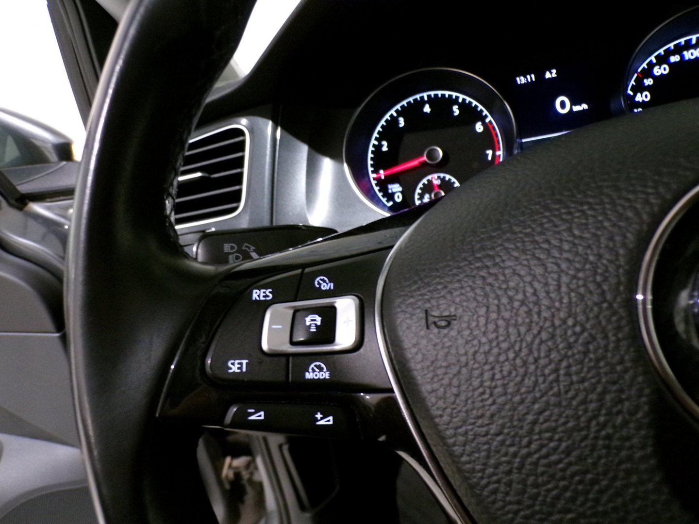 Volkswagen Golf 1.0 TSI Highline "Origineel NL!" Pano Stoelverwarming Apple-carplay Massage-stoel Android-auto Adaptive-cruise
