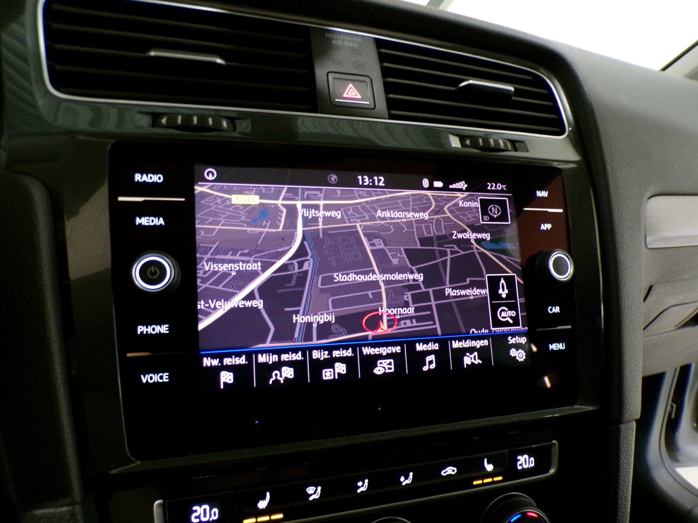 Volkswagen Golf 1.0 TSI Highline "Origineel NL!" Pano Stoelverwarming Apple-carplay Massage-stoel Android-auto Adaptive-cruise