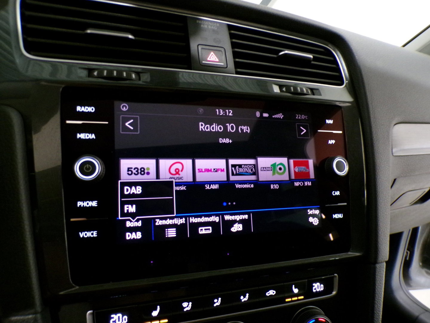Volkswagen Golf 1.0 TSI Highline "Origineel NL!" Pano Stoelverwarming Apple-carplay Massage-stoel Android-auto Adaptive-cruise