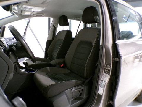 Volkswagen Golf Sportsvan 1.4 TSI Highline "Origineel NL!" Automaat! 1e eigenaar! Trekhaak Navigatie Bluetooth Alcantara Garantie