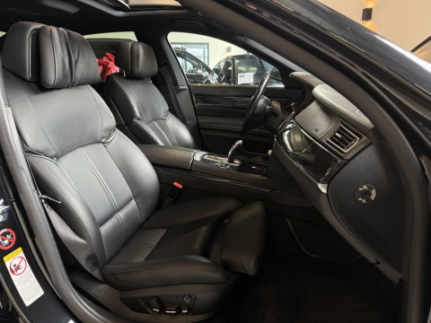 BMW 7 Serie 740i 326PK / High ex. / Individual / Softclose