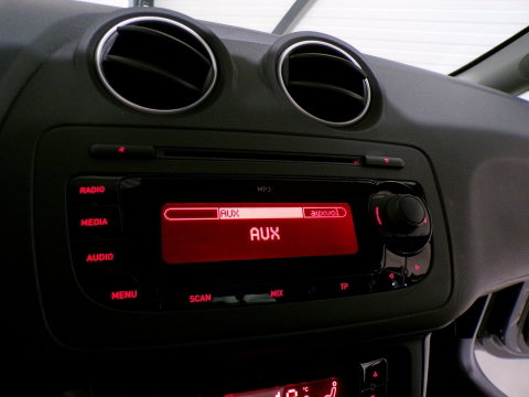 SEAT Ibiza 1.2 TSI Sport "Origineel NL!" Bluetooth Parkeersensoren 17"Velgen Nieuwe-APK Garantie Automatische-Airco Cruise