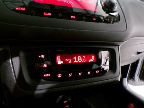 SEAT Ibiza 1.2 TSI Sport "Origineel NL!" Bluetooth Parkeersensoren 17"Velgen Nieuwe-APK Garantie Automatische-Airco Cruise