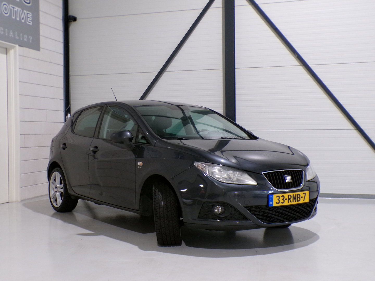 SEAT Ibiza 1.2 TSI Sport "Origineel NL!" Bluetooth Parkeersensoren 17"Velgen Nieuwe-APK Garantie Automatische-Airco Cruise