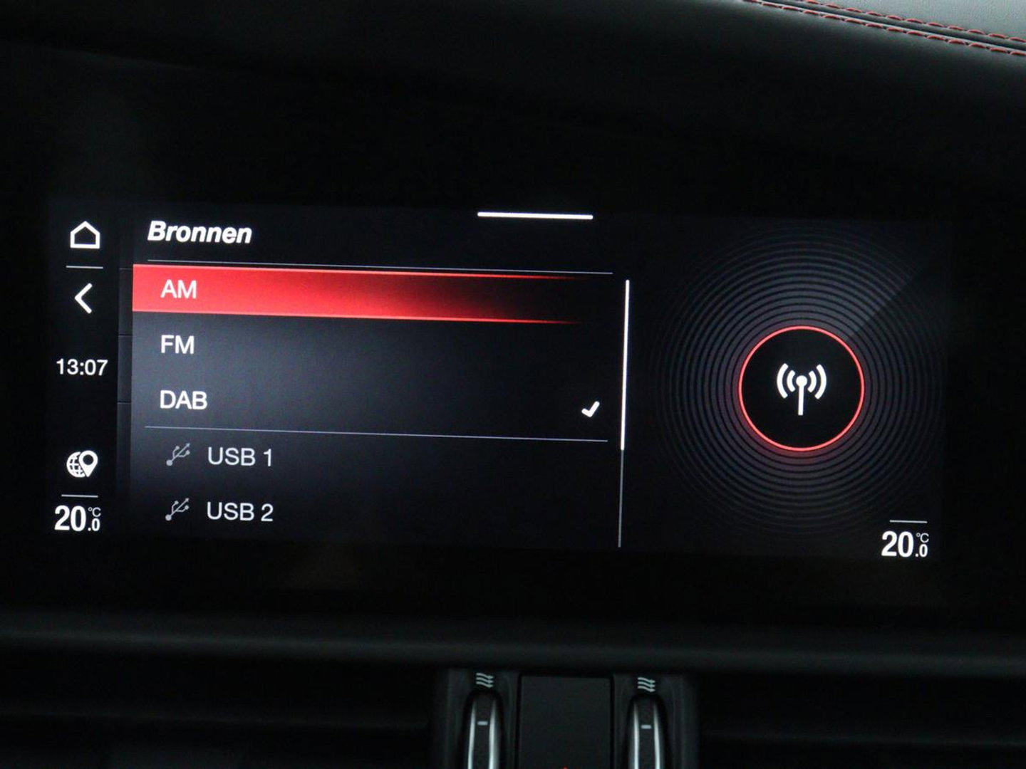 Alfa Romeo Giulia 2.0 T GME AWD Competizione Q4 280pk Leder | Memory | Leder | Memory | Leder dashboard | Stuur/stoel verwarming | Matrix koplampen | Harman / Kardon | Dodehoek detectie | Park assist | Camera | Climate control | Virtual dashboard |