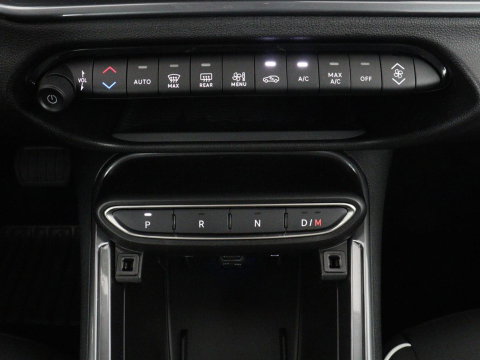 Fiat 600 1.2 Hybrid Urban | Stoelverwarming | 360 camera | | Stoelverwarming | 360 camera | Cruise control | Navigatie | Carplay | DAB | Climate control | Full LED | Park assist | Sfeerverlichting