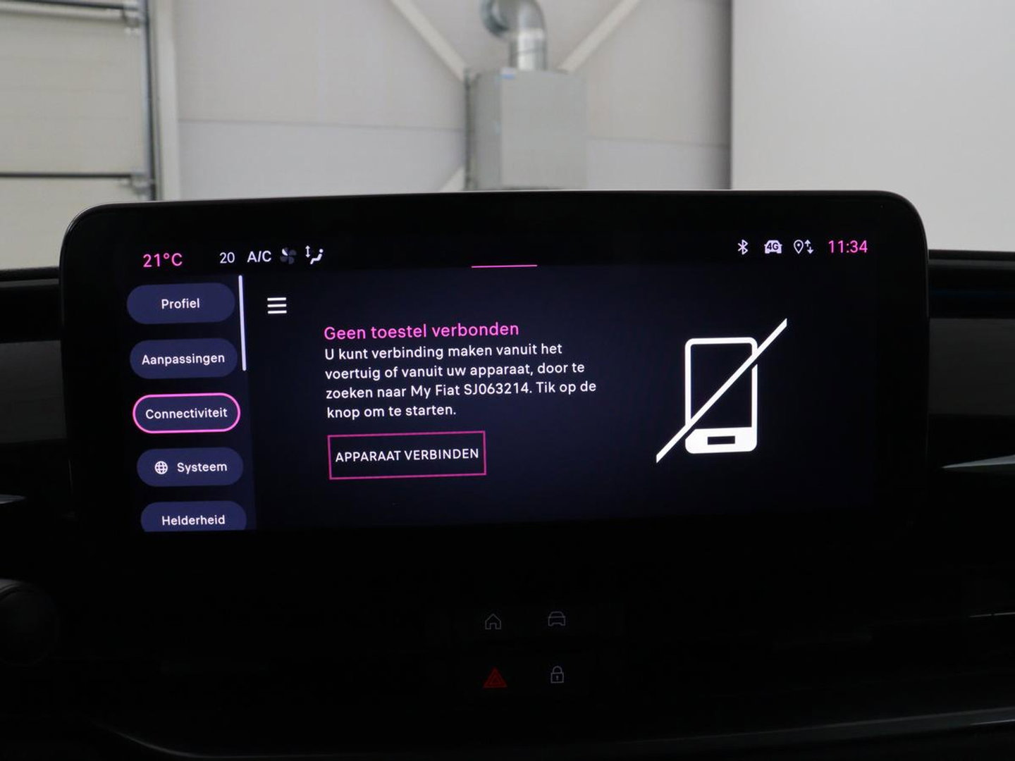 Fiat 600 1.2 Hybrid Urban | Stoelverwarming | 360 camera | | Stoelverwarming | 360 camera | Cruise control | Navigatie | Carplay | DAB | Climate control | Full LED | Park assist | Sfeerverlichting