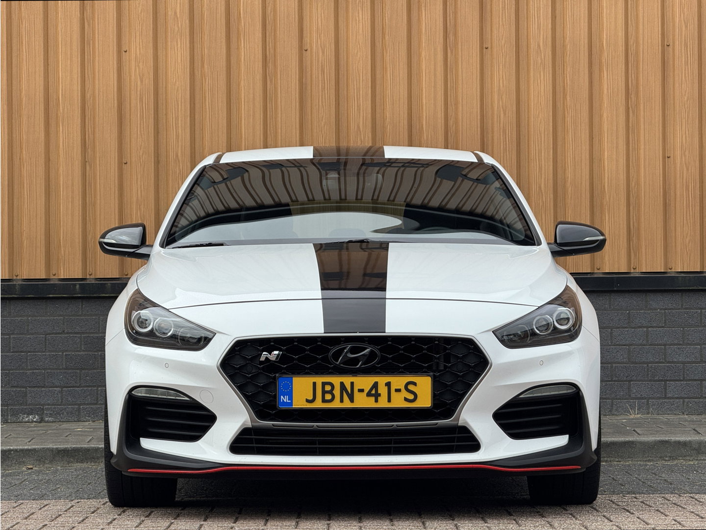 Hyundai i30 2.0 T-GDI N2 Performance | 275 PK! | Apple Carplay | Android Auto | Camera | Stuurwielverwarming | Stoelverwarming | Elektrische Stoelen + Geheugen | Lane Assist | Afneembare Trekhaak |
