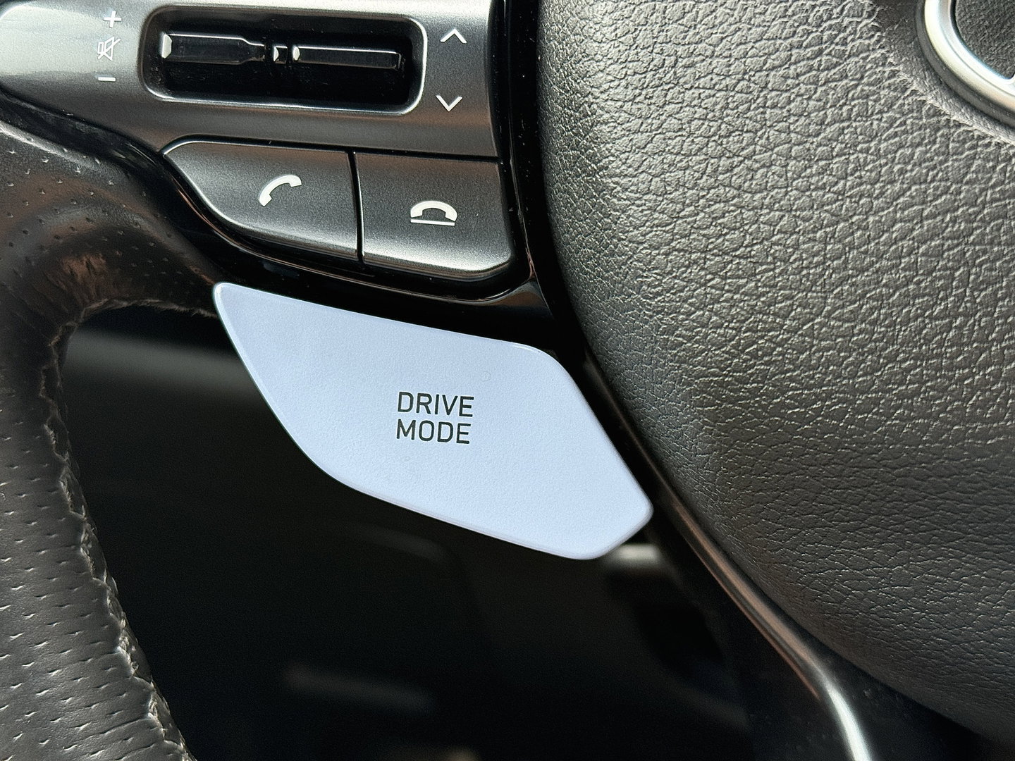 Hyundai i30 2.0 T-GDI N2 Performance | 275 PK! | Apple Carplay | Android Auto | Camera | Stuurwielverwarming | Stoelverwarming | Elektrische Stoelen + Geheugen | Lane Assist | Afneembare Trekhaak |