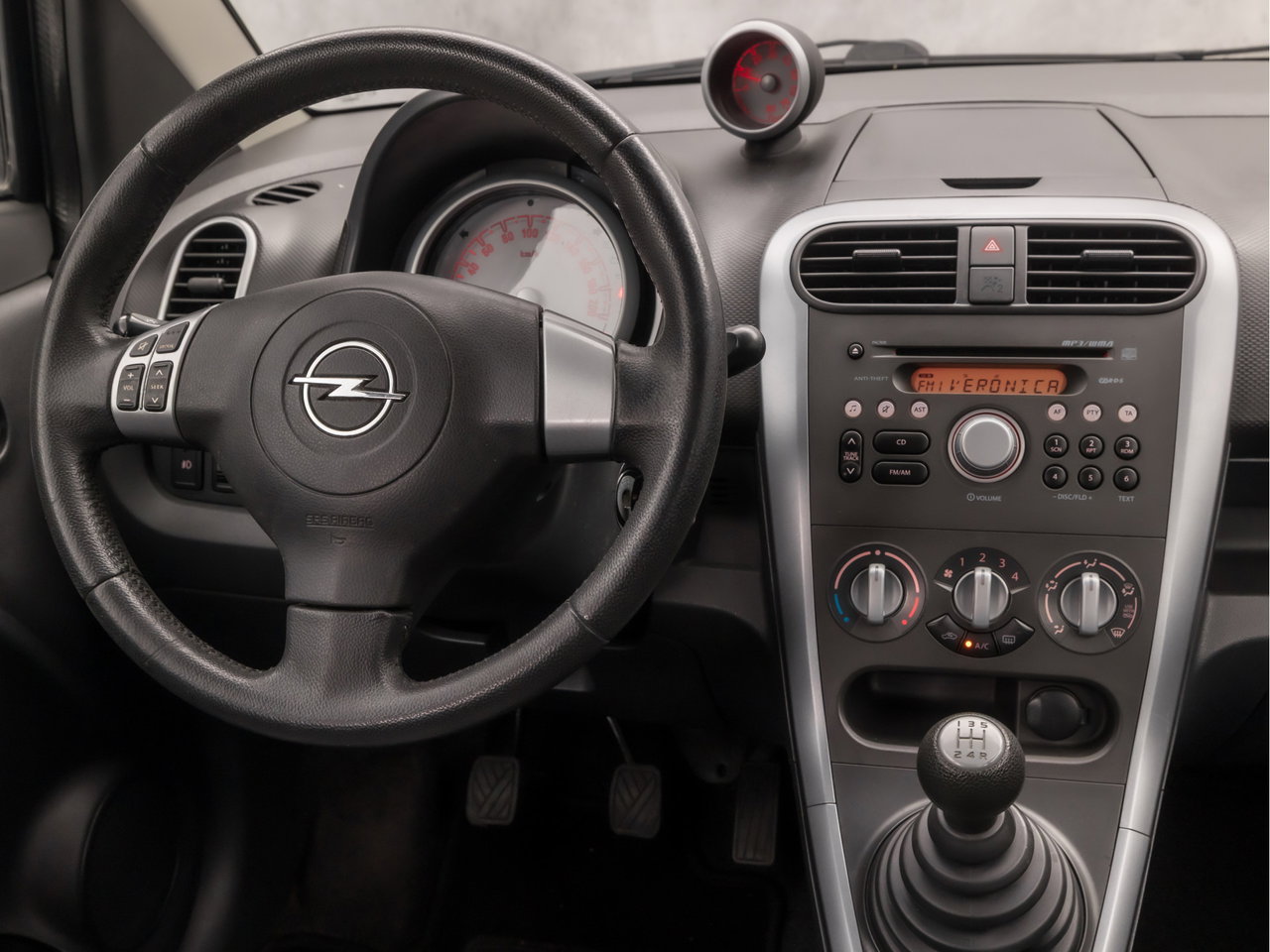 Opel Agila