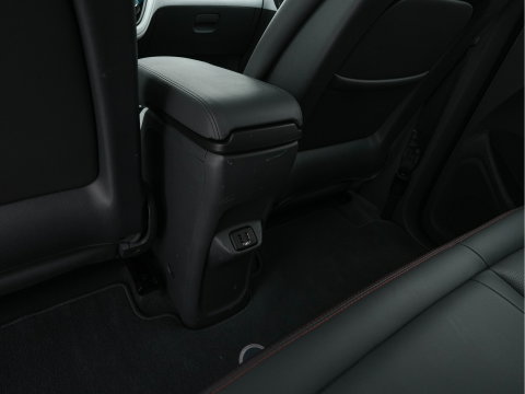 Opel Ampera-E Business executive 60 kWh Aut. *LEATHER | XENON | ADAPTIVE-CRUISE | BLINDSPOT | KEYLESS | BOSE-SOUND | DIGI-COCKPIT | LANE-ASSIST | DAB | ECC | PDC | APP-CONNECT | CCS-FASTLOADER | HEATED-COMFORTSEATS | 17"ALU*