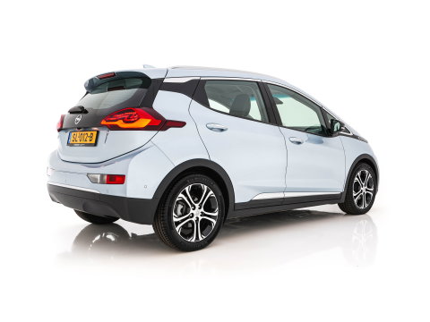 Opel Ampera-E Business executive 60 kWh Aut. *LEATHER | XENON | ADAPTIVE-CRUISE | BLINDSPOT | KEYLESS | BOSE-SOUND | DIGI-COCKPIT | LANE-ASSIST | DAB | ECC | PDC | APP-CONNECT | CCS-FASTLOADER | HEATED-COMFORTSEATS | 17"ALU*