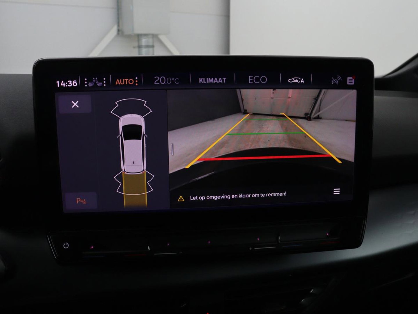 CUPRA Born Business 62 kWh | SOH 91.0% | Panoramadak | Adaptive cruise | Camera | Park assist | Stuur/stoel verwarming | Sfeerverlichting | Full LED |