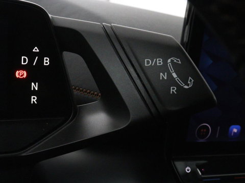 CUPRA Born Business 62 kWh | SOH 91.0% | Panoramadak | Adaptive cruise | Camera | Park assist | Stuur/stoel verwarming | Sfeerverlichting | Full LED |