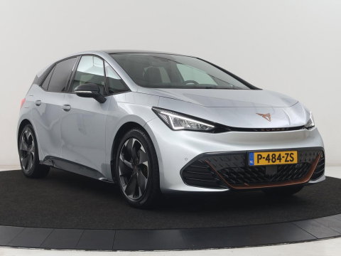CUPRA Born Business 62 kWh | SOH 91.0% | Panoramadak | Adaptive cruise | Camera | Park assist | Stuur/stoel verwarming | Sfeerverlichting | Full LED |