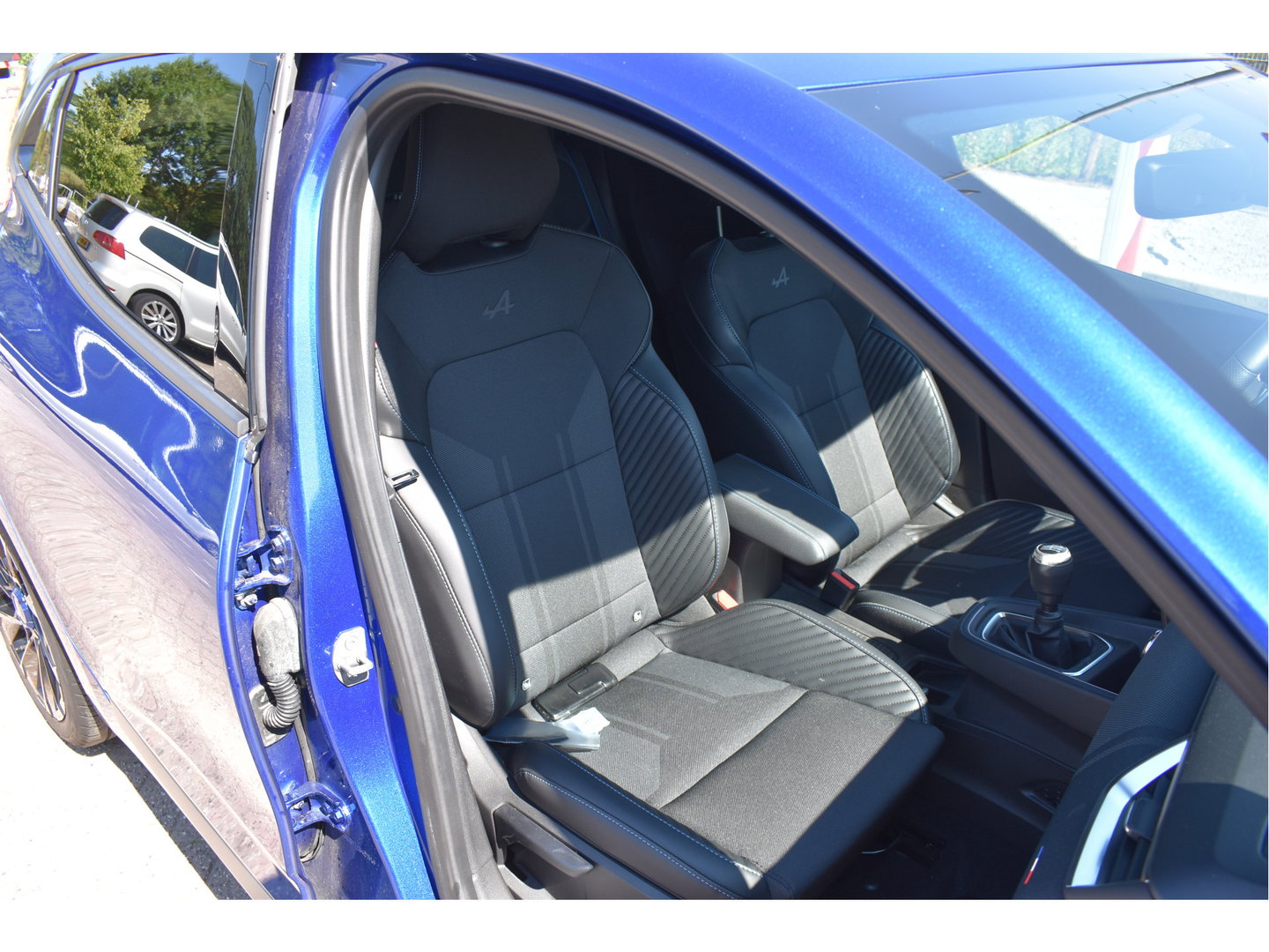 Renault Clio 1.0 TCe 90 GPF esprit Alpine Sport | NL-Auto | Keyless | Camera | Carplay | Adapt.CC | Full LED | LM-Velgen | Historie