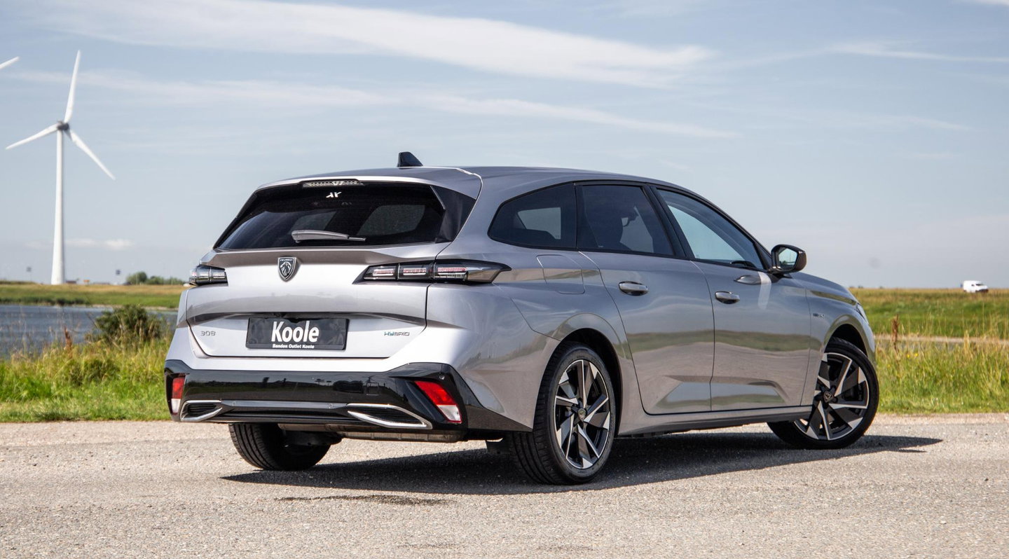 Peugeot 308 SW 1.6 HYbrid 180 GT Pack Business AIRCO / CRUISE CONTROLE / CARPLAY / PLUG IN HYBRID / STOELVERWARMING
