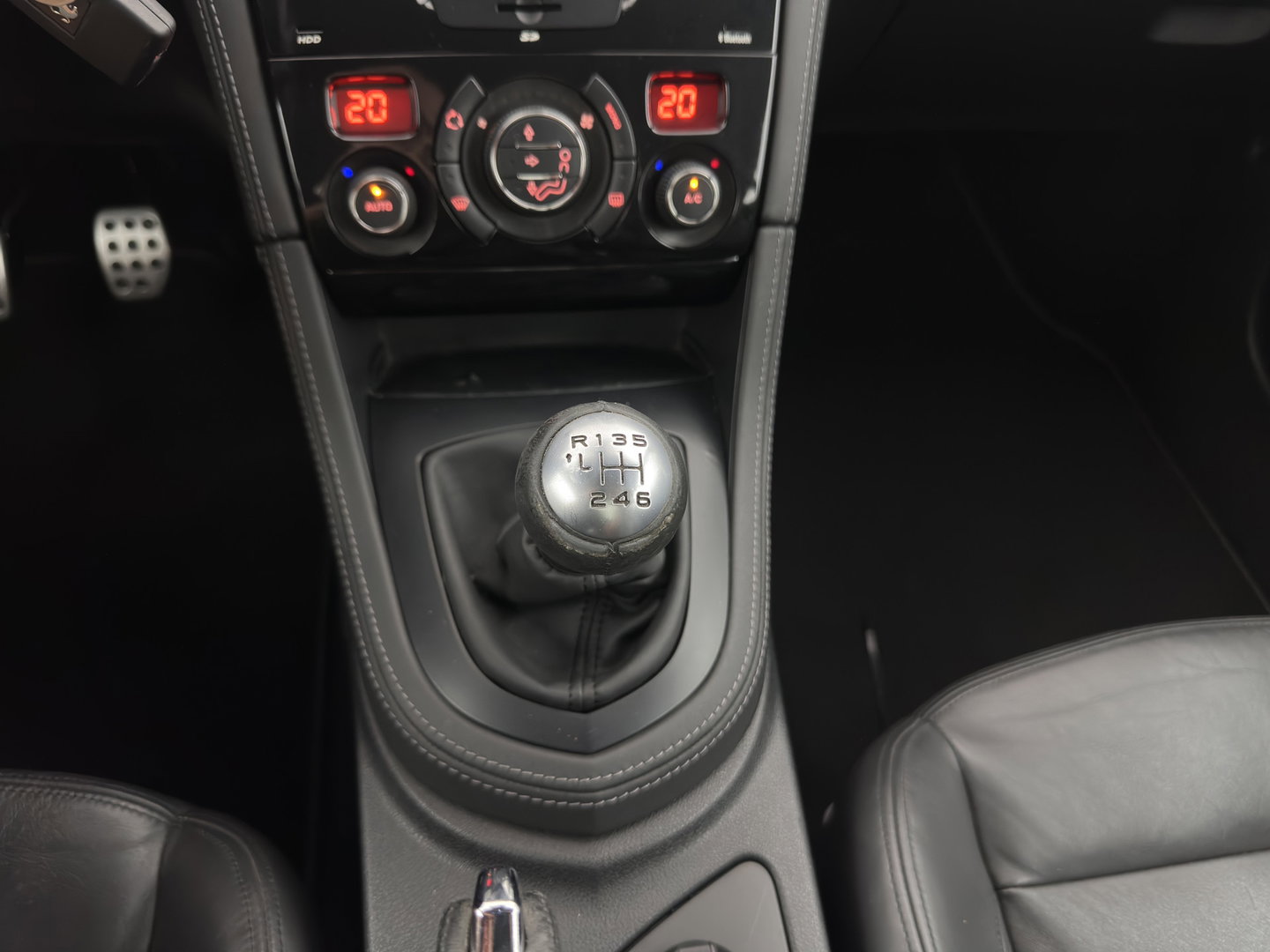 Peugeot RCZ 2.0 HDiF *LEATHER | XENON | HEATED-SPORTSEATS | MEMORY-PACK | NAVI-FULLMAP | ECC | PDC | CRUISE | 19''ALU*
