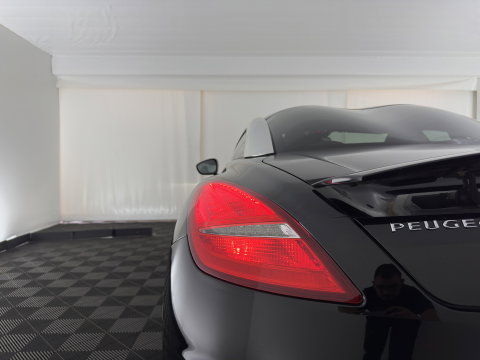 Peugeot RCZ 2.0 HDiF *LEATHER | XENON | HEATED-SPORTSEATS | MEMORY-PACK | NAVI-FULLMAP | ECC | PDC | CRUISE | 19''ALU*
