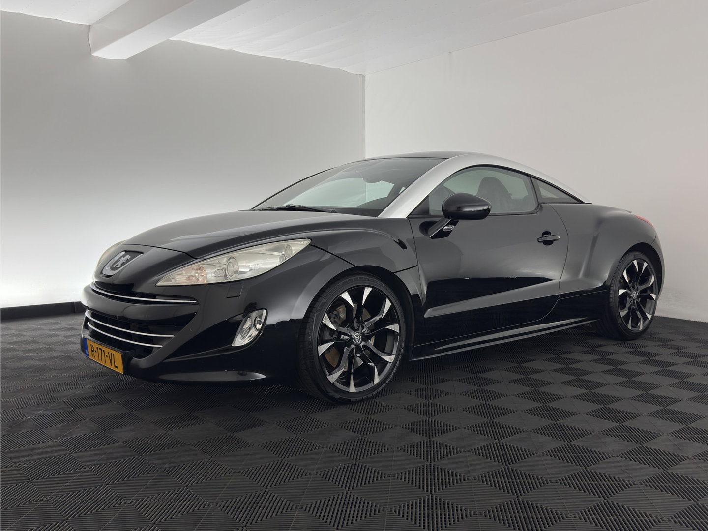 Peugeot RCZ 2.0 HDiF *LEATHER | XENON | HEATED-SPORTSEATS | MEMORY-PACK | NAVI-FULLMAP | ECC | PDC | CRUISE | 19''ALU*