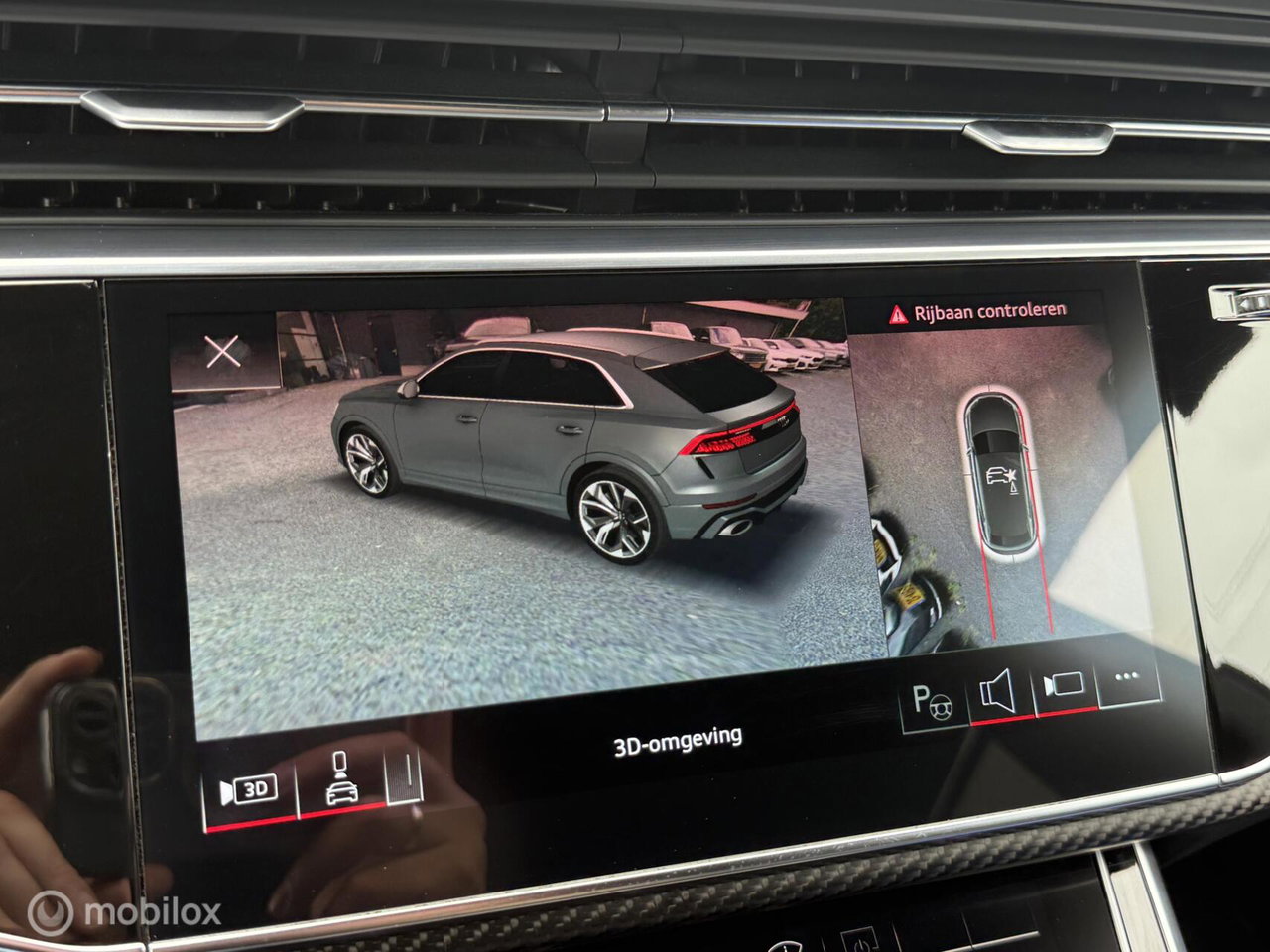 Audi RSQ8