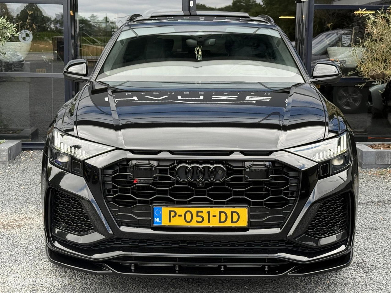 Audi RSQ8