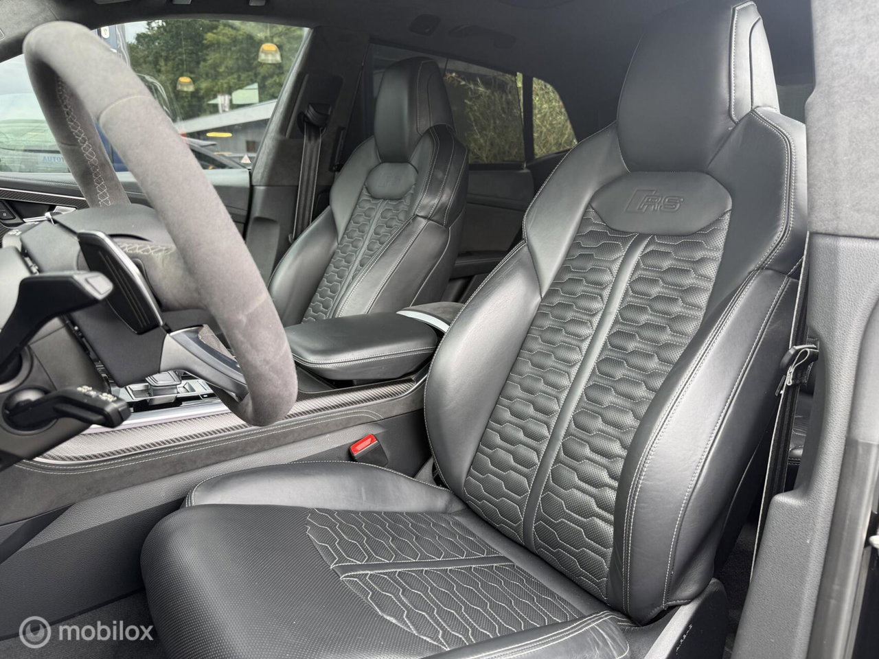 Audi RSQ8