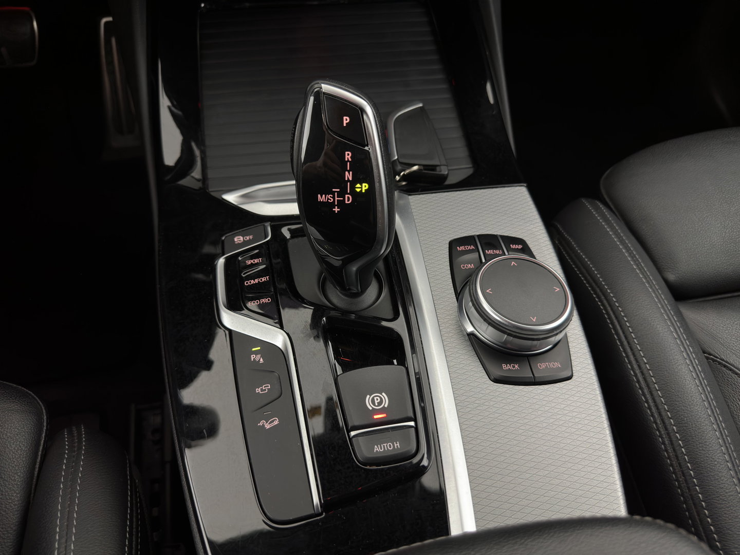 BMW X3 xDrive30d High Executive M-Sportpack (INCL.BTW) Aut. *LEATHER | FULL-LED | ADAPTIVE-CRUISE | BLINDSPOT | DIGI-COCKPIT | HEATED-SPORTSEAST | TOP-VIEW | KEYLESS | HIFI-SOUND |  NAVI-FULLMAP | SHIFT-PADDLES | PRIVACYGLASS | 20''ALU