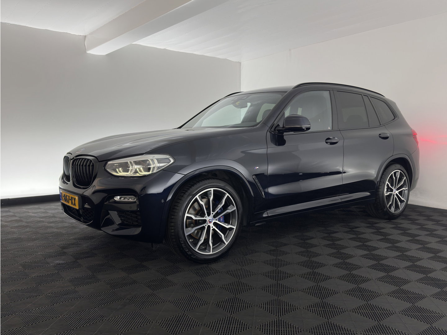 BMW X3 xDrive30d High Executive M-Sportpack (INCL.BTW) Aut. *LEATHER | FULL-LED | ADAPTIVE-CRUISE | BLINDSPOT | DIGI-COCKPIT | HEATED-SPORTSEAST | TOP-VIEW | KEYLESS | HIFI-SOUND |  NAVI-FULLMAP | SHIFT-PADDLES | PRIVACYGLASS | 20''ALU