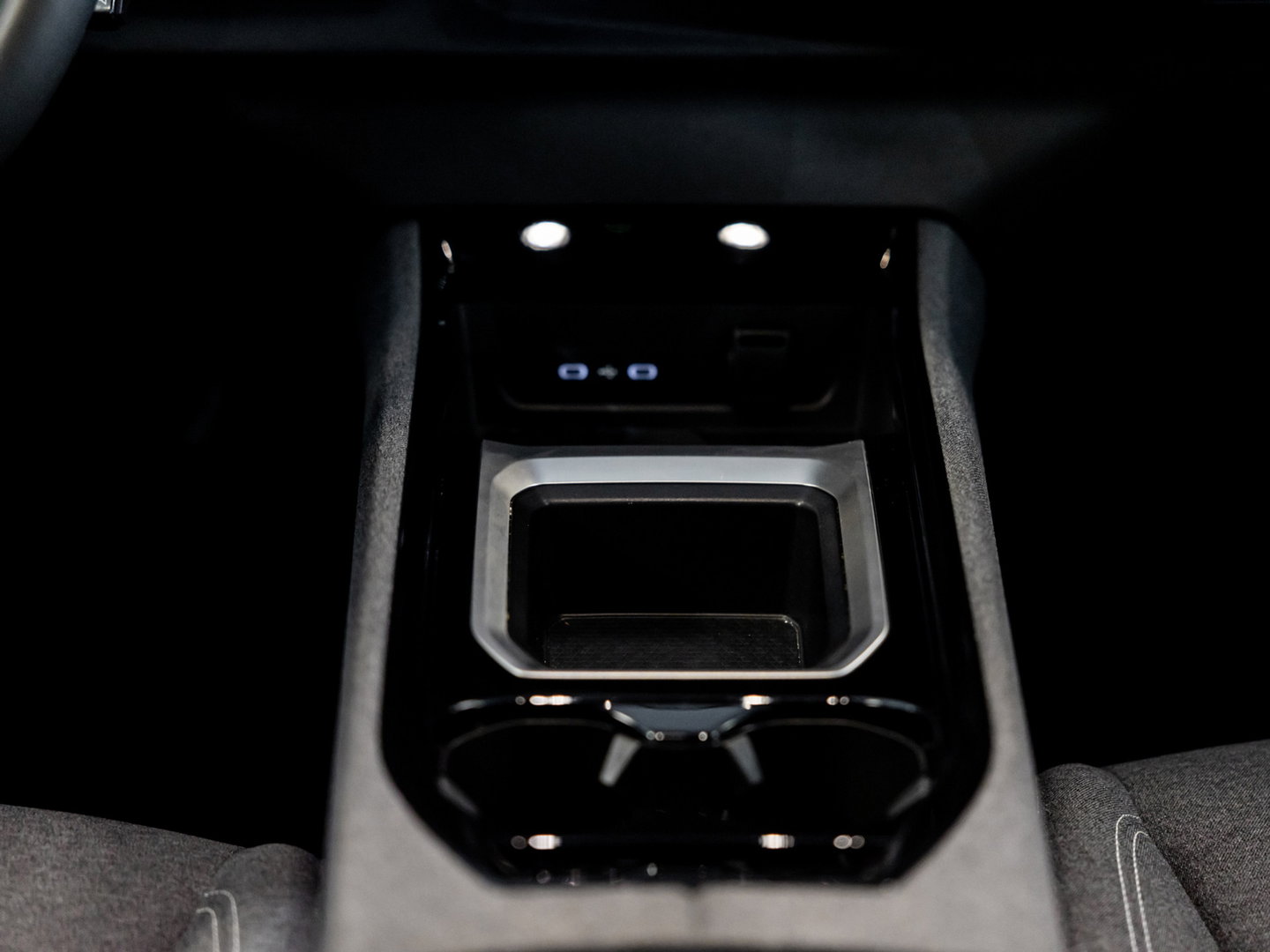 Renault Austral 1.2 E-Tech full hybrid 200 evolution l SoH 96% l AUT. l Parkeer cam.l 1ste eig.l BTW Auto l Als Nieuw