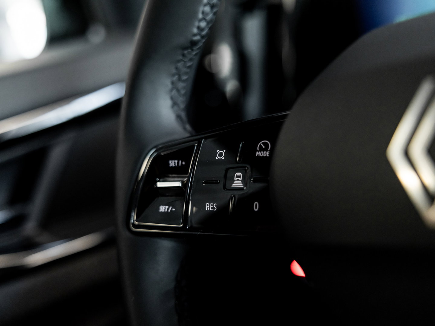 Renault Austral 1.2 E-Tech full hybrid 200 evolution l SoH 96% l AUT. l Parkeer cam.l 1ste eig.l BTW Auto l Als Nieuw